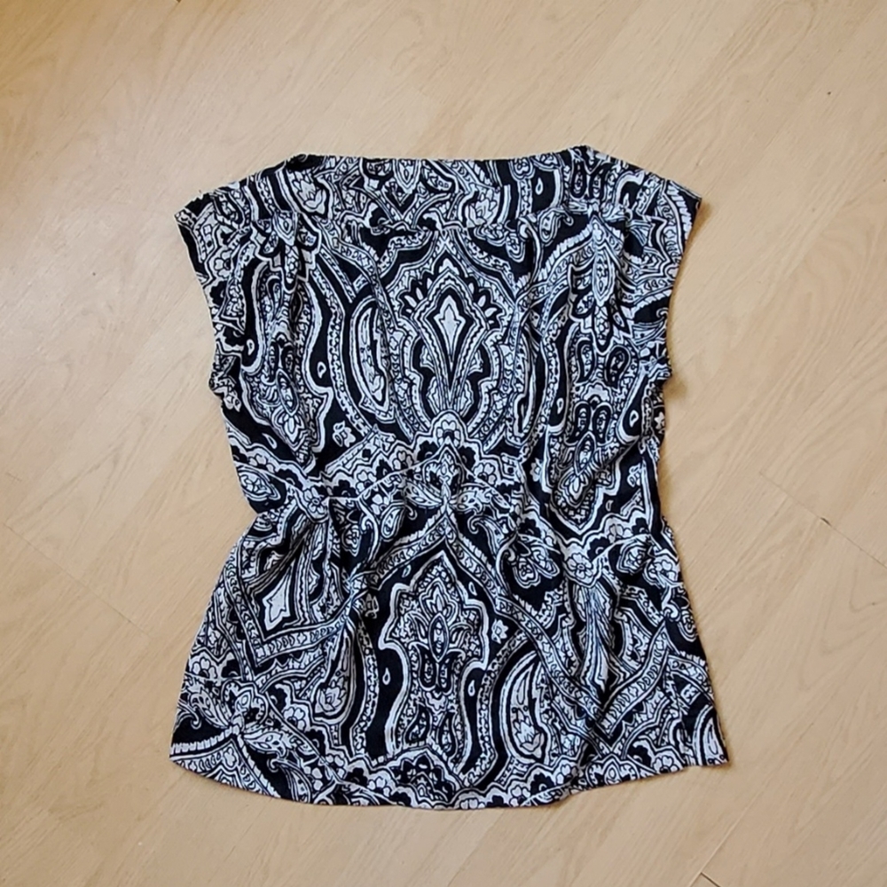 Talbots woman's size 12 sleeveless blouse.